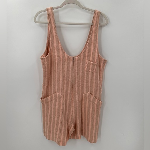 Anthropologie Pilcro Zip Front Stripe Shorts Romper Medium SAMPLE - Picture 2 of 4